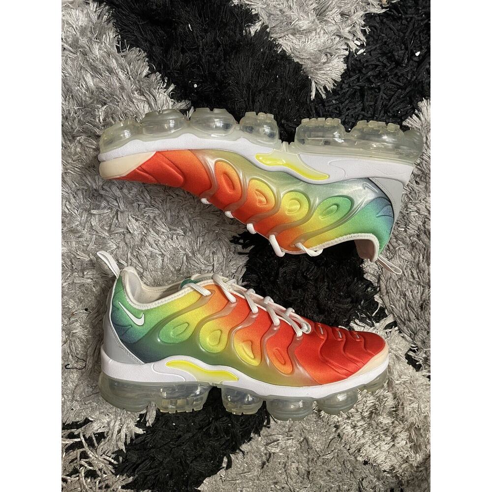 Nike Air VaporMax Plus Rainbow size 10 924453-103 OG Retro Clean